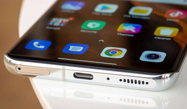 Xiaomi-12-LEAK-3.jpg