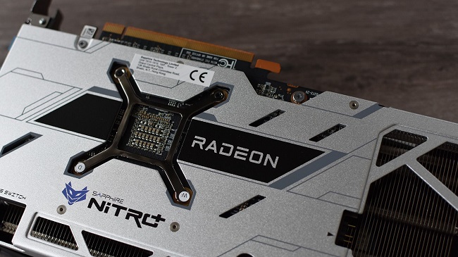 AMD-Radeon-RX-6650-XT-backplate.JPG