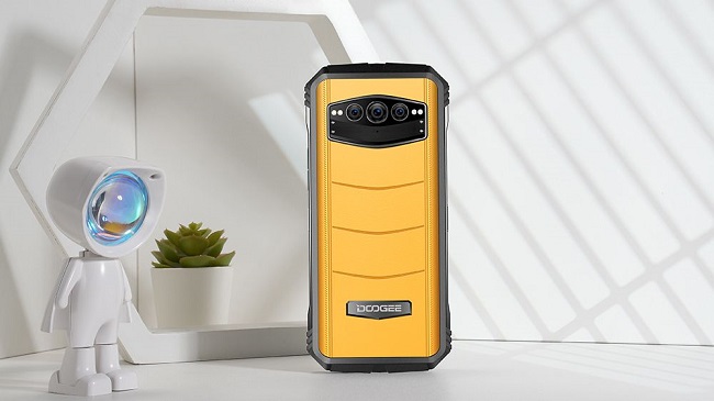 دوربین گوشی مستحکم Doogee S100