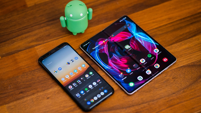 گوشی-Pixel-Fold-Android-13.jpg
