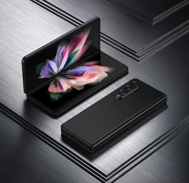 Galaxy_Z_Fold3_گوشی.jpg