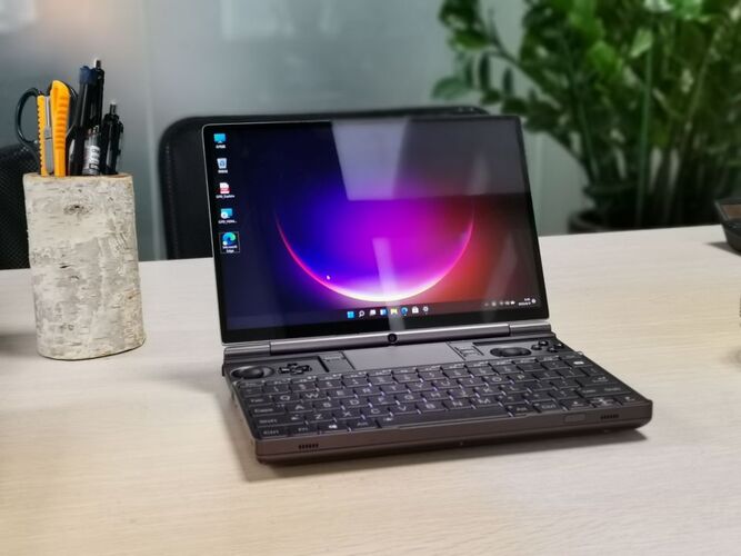 کنسول گیمینگ دستی gpd