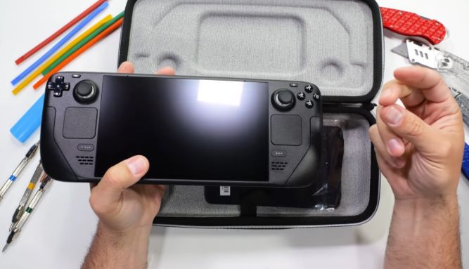 تست مقاومت کنسول بازی استیم دک