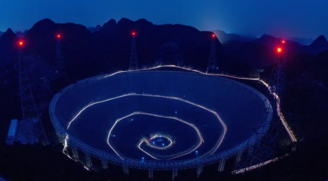 بزرگترین تلسکوپ رادیویی جهان