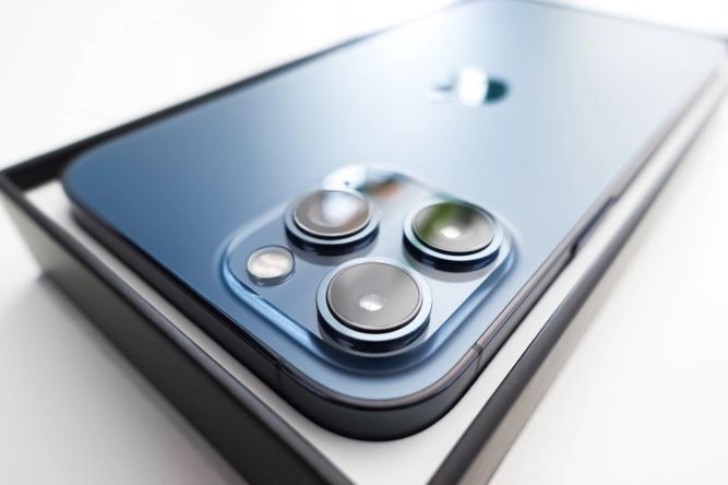 نحوه از بین بردن بخار داخل لنز دوربین گوشی - تميز كردن لنز دوربين ايفون