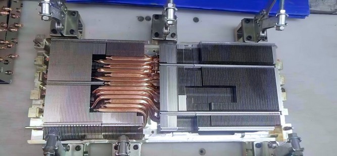 کارت گرافیک غول‌پیکر RTX 4090