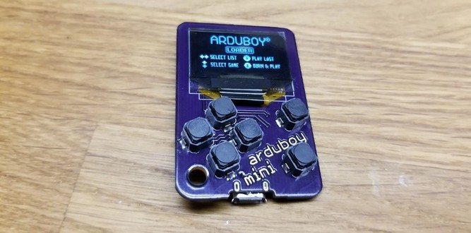  کنسول گیمینگ دستی با نام Arduboy Mini