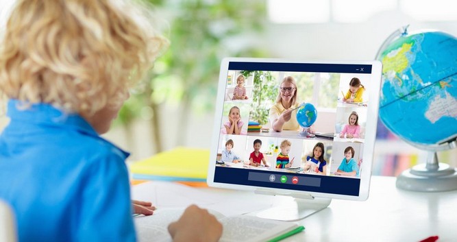 ویژگی‌های پلتفرم کلاس آنلاین مناسب دبستان