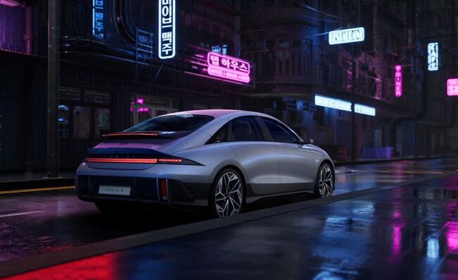 عقب خودروی ioniq 6