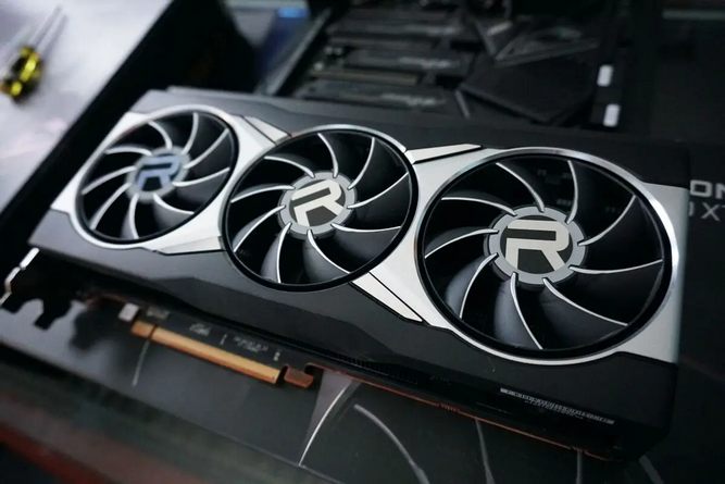 کارت گرافیک RX 6900 XT