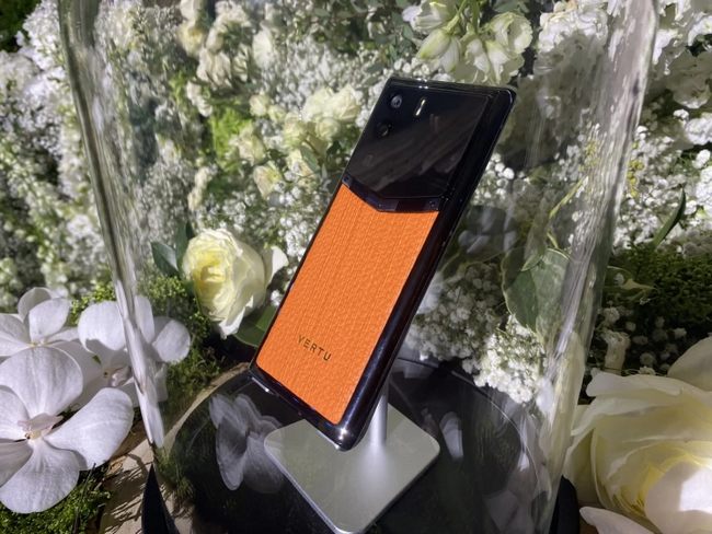 گوشی vertu