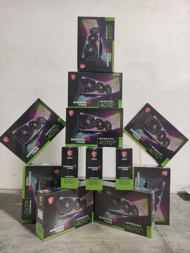 کارت گرافیک rtx 4070 tI در ویترین فروشگاه