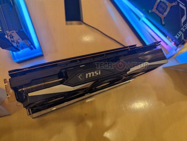 کارت گرافیک RX 7900 XTX Gaming Trio از MSI