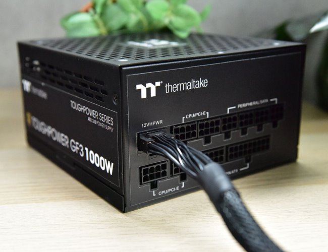 Toughpower GF3 منبع تغذیه جدید ترمالتیک 