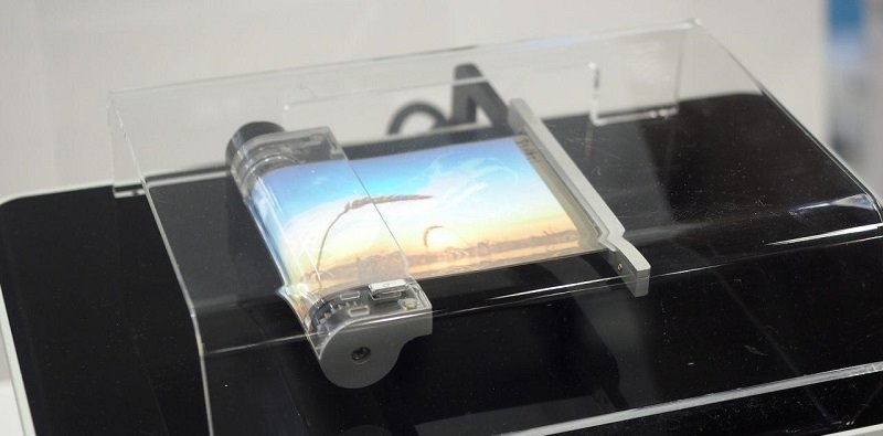 samsung-rollable-display نسخه اولیه صفحه نمایش رول شدنی سامسونگ