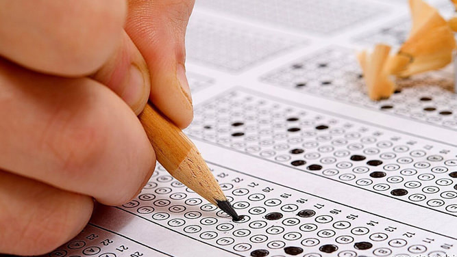 با وجود قطع اینترنت باز هم سوالات کنکور لو رفت