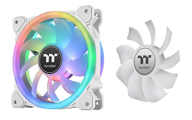 فنهای کیس Thermaltake با قابلیت تغییر جهت پرههای داخلی