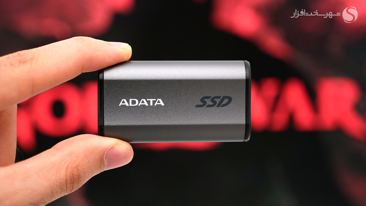 بررسی اس اس دی اکسترنال ADATA Elite SE880؛ 2000 مگابایت در یک ثانیه! [تماشا کنید]