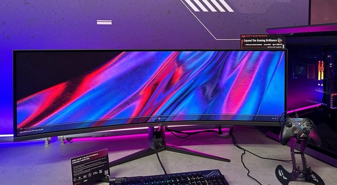 Asus-ROG-Swift-OLED-7.jpg