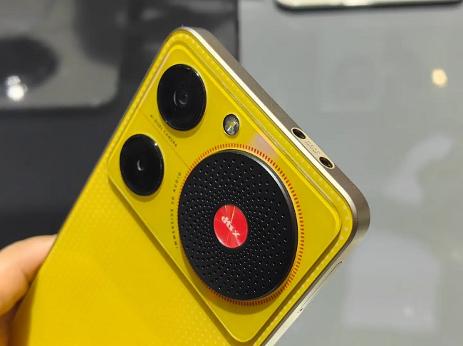 گوشی مخصوص موسیقی  Nubia Music