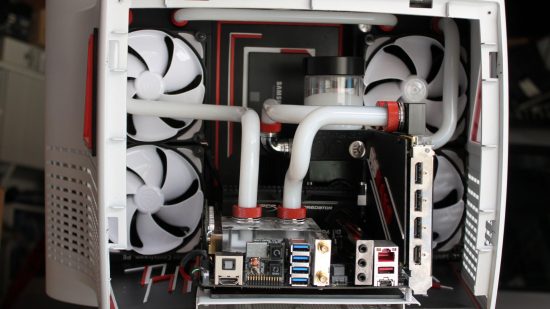 کیس کاستوم CRT 
