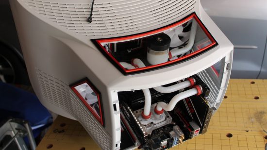 کیس CRT 