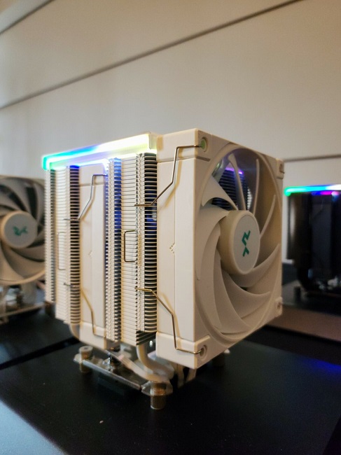 کولر  Assassin IV دیپکول