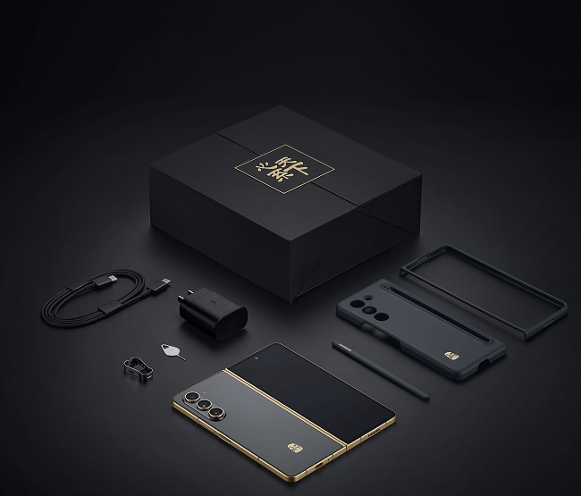 گوشی W24 Flip سامسونگ