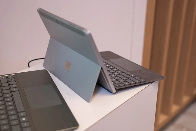  Surface Go 4