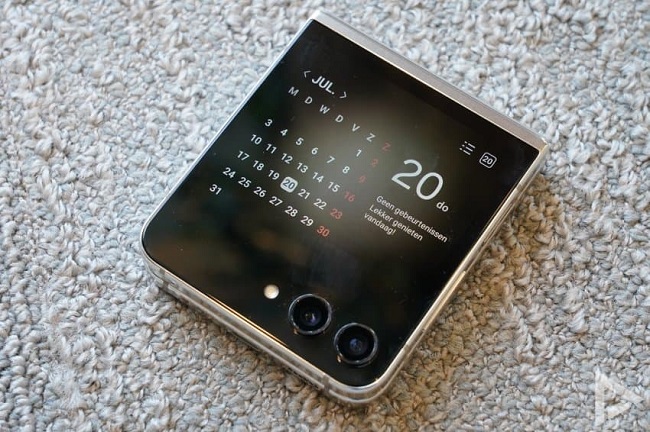  گوشی Galaxy Z Flip5
