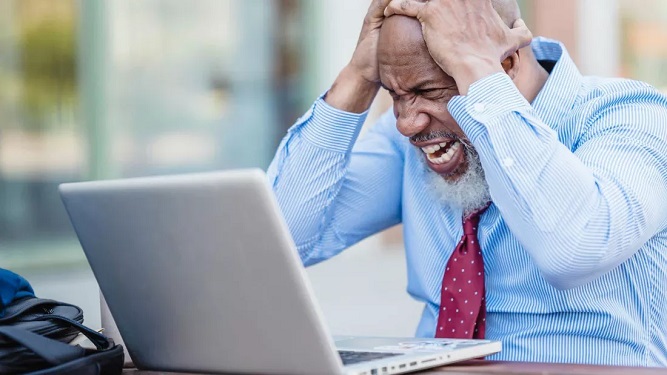 مشکل گیمینگ 23H2  