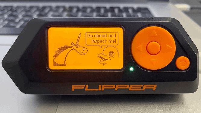 هک گوشی های آیفون و اندروید با Flipper Zero