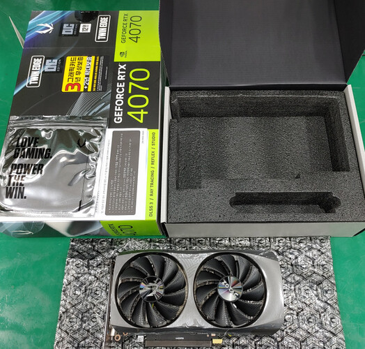تصاویر کارت گرافیک rtx 4070