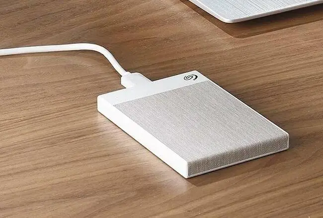 مواردی که باید قبل از خرید هارد اکسترنال در نظر بگیرید