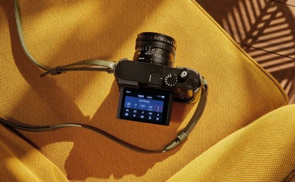 مشخصات دوربین Leica Q3