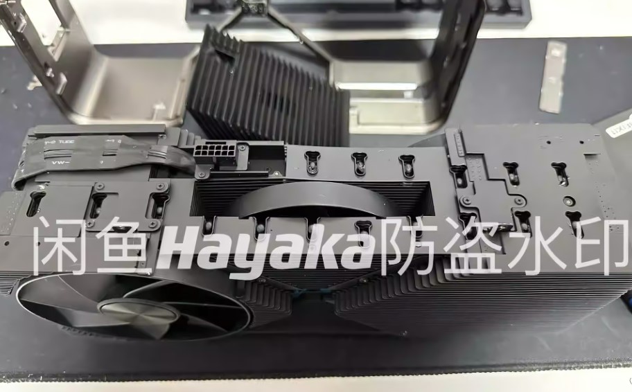  خنک کننده کارت گرافیک RTX 40 با فن دوم