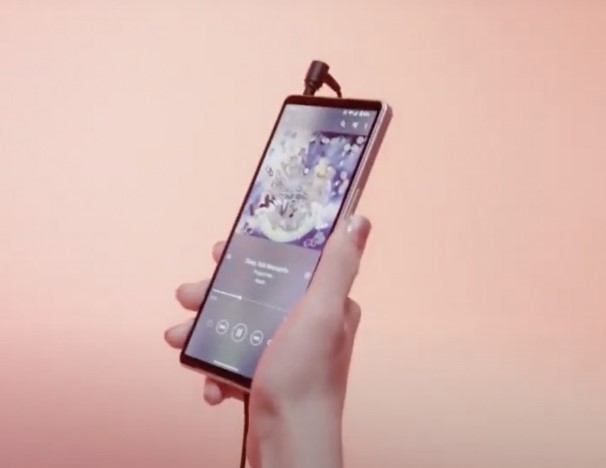مشخصات گوشی Xperia 5 V سونی