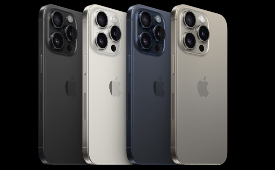 مقایسه رنگ بندی آیفون 15 پرو