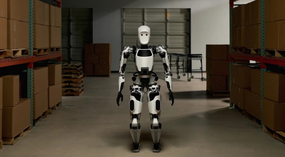 Apollo ربات کارگر