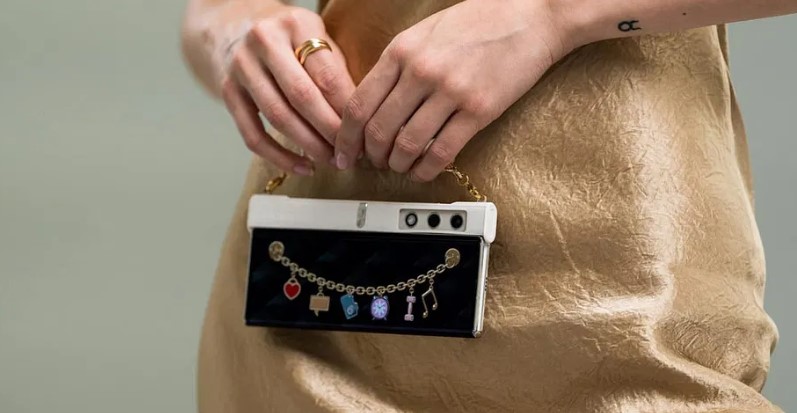 گوشی تاشوی آنر