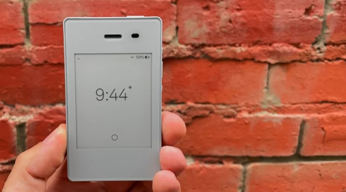 گوشی Light Phone 2؛ کلاسیک با ظاهری خاص