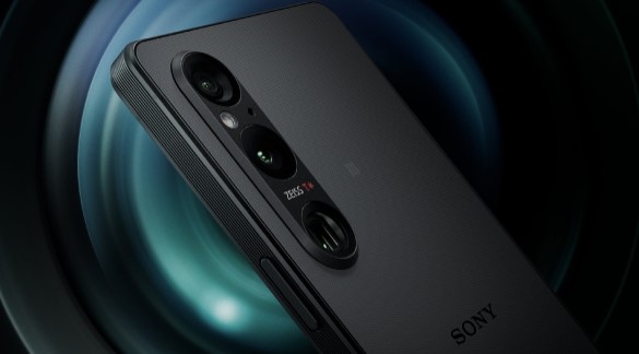 گوشی اکسپریا ۱ مارک ۶ با دوربین سلفی Ultra Micro Hole