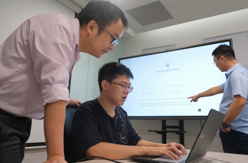 هک کردن مدلهای هوش مصنوعی با هوش مصنوعی