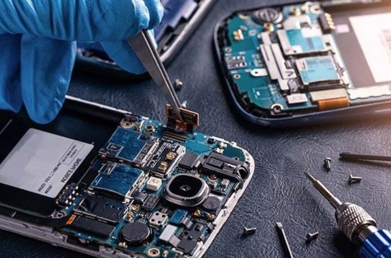 بازار کار تعمیرات موبایل