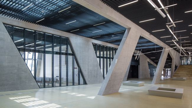 بررسی مقاومت سازها های بتنی در ساختمان های اداری و تجاری