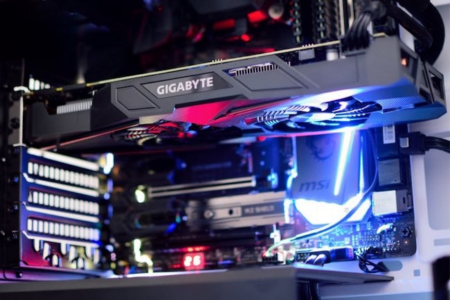 مشخصات کارت گرافیک RX 7800 XT