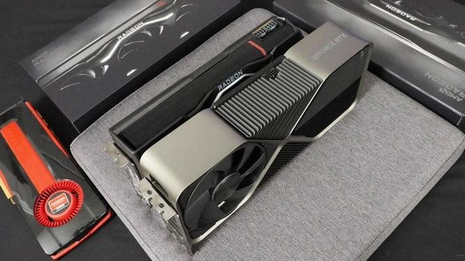 کارت گرافیک RX 7900 XTX و RTX 4080