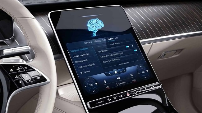 ادغام هوش مصنوعی در دستیار صوتی شرکت خودروسازی مرسدس بنز