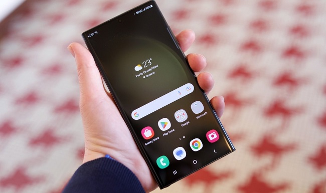 بهترین گوشی برای ترید ارز دیجیتال