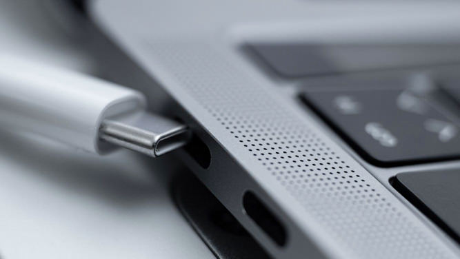 استفاده از پورت USB-C در عربستان سعودی اجباری می‌شود